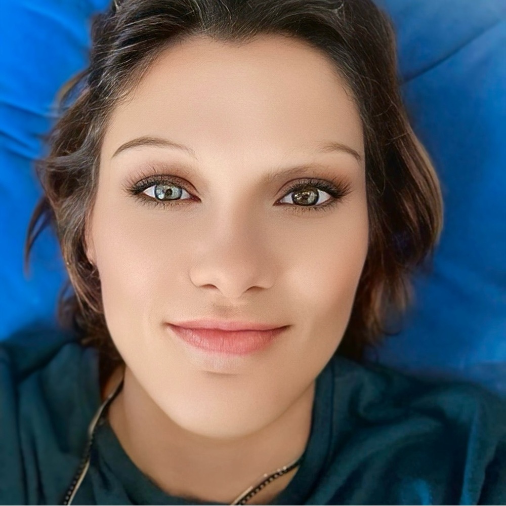 Meet your Posher, Carol